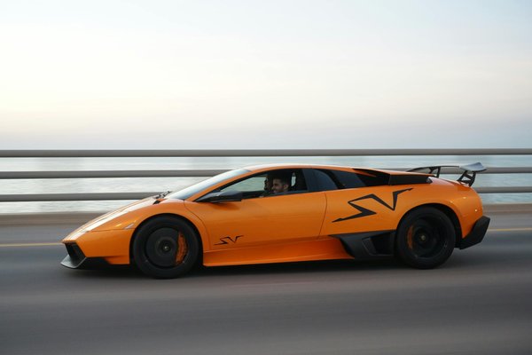 What is the best way to clean and lube the chain on a Honda CBR600RR?